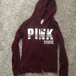 VS zip up